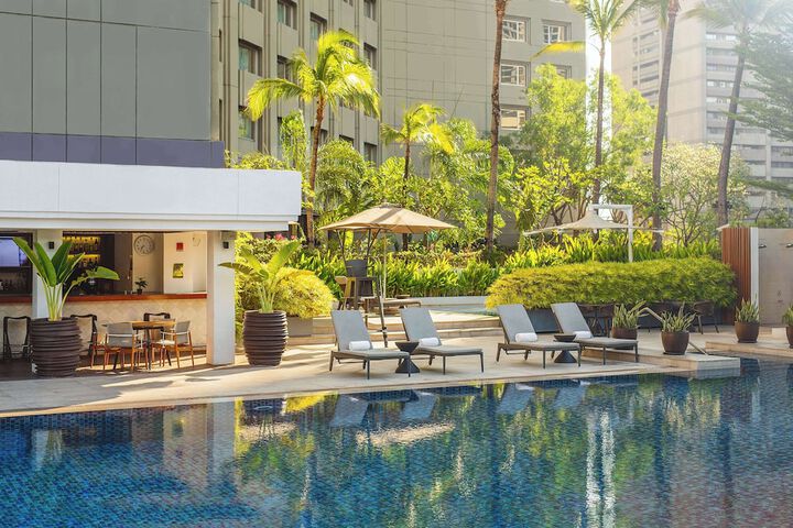 Pool Hotel
