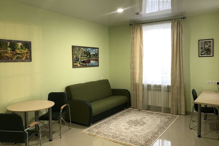 Room 10 of 20