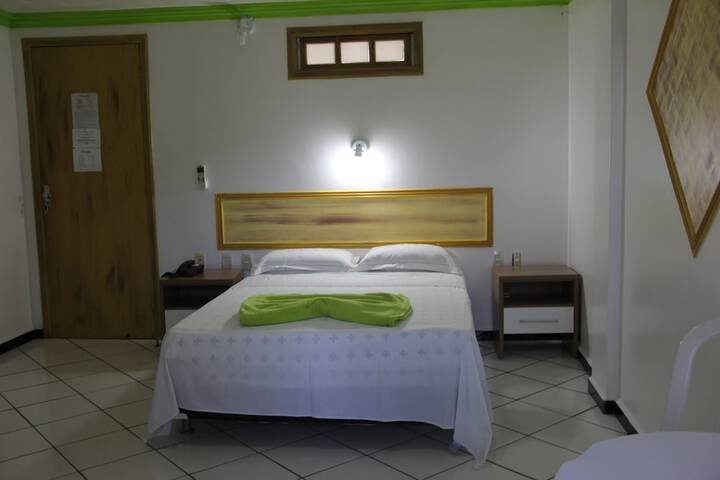 Room 5 of 40