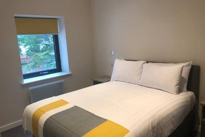 Room 14 of 40
