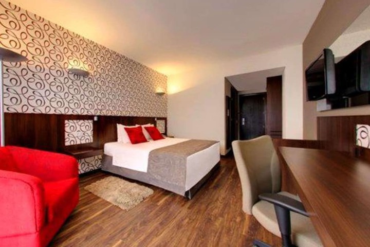 Room 19 of 47