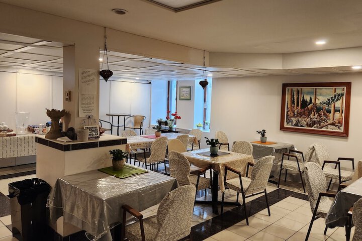 Breakfast/Coffee Service 33 of 43