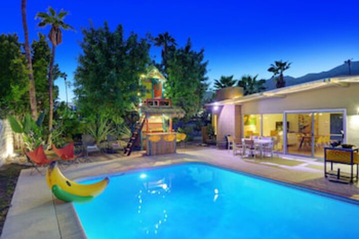 Exterior of Banana Cabana Palm Springs Three Bedroom House