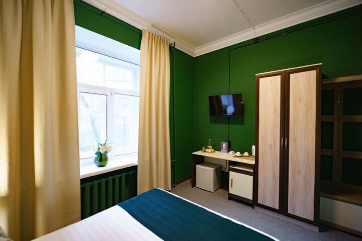 Room 53 of 94
