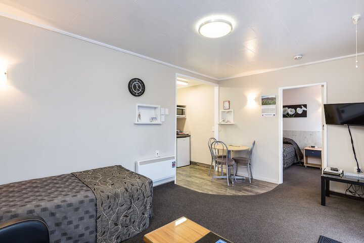 Room 20 of 35