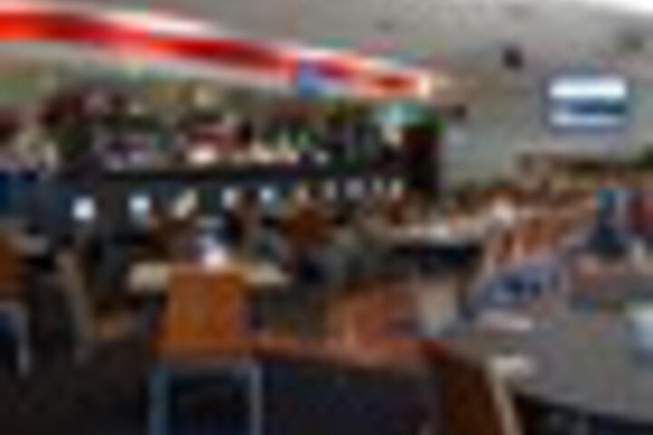 Dining 59 of 63