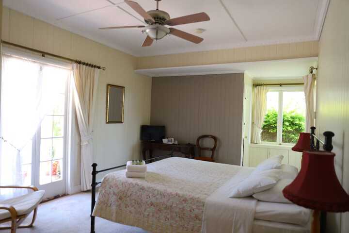 Room 9 of 61
