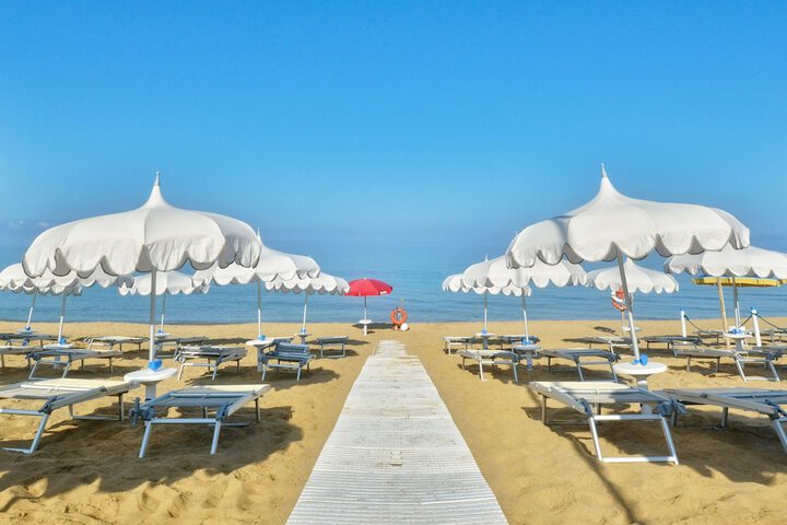 Beach 41 of 53