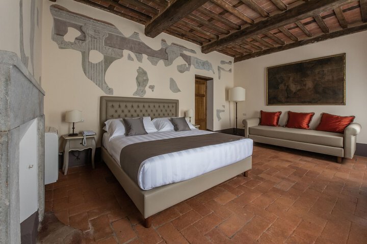 Room 10 of 62