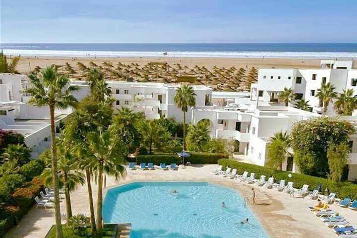 Hotel with Pool