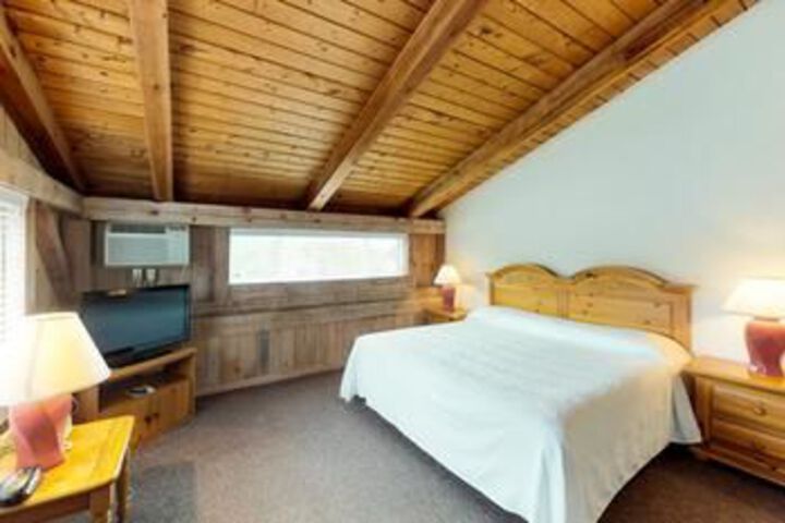 Room 25 of 171