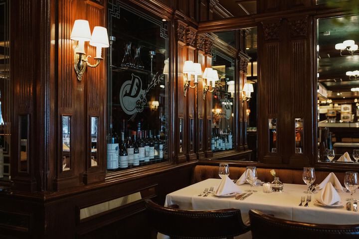 Dining 81 of 121