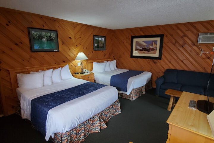 Room 5 of 145