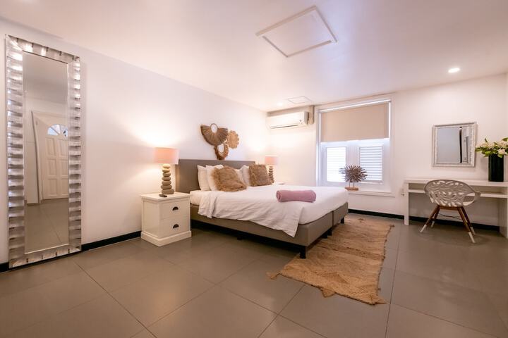 Room 40 of 128