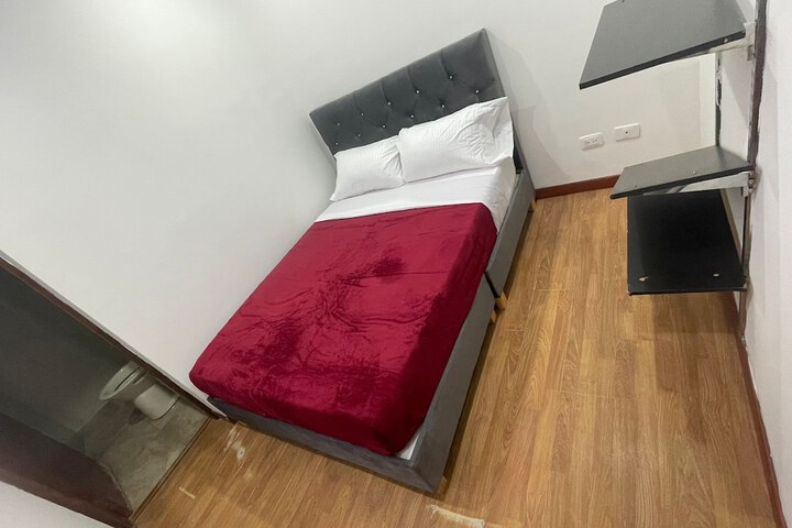 Room 10 of 23