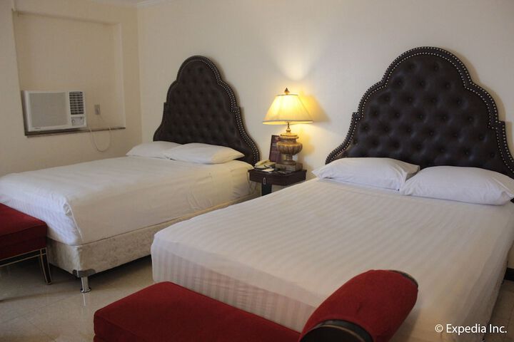 Room 29 of 77