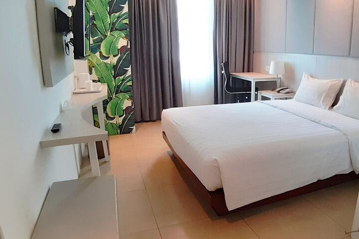 Room 17 of 54