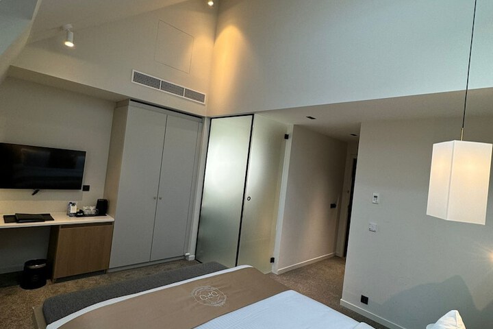 Room 50 of 105