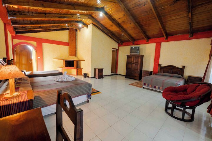 Room 6 of 40