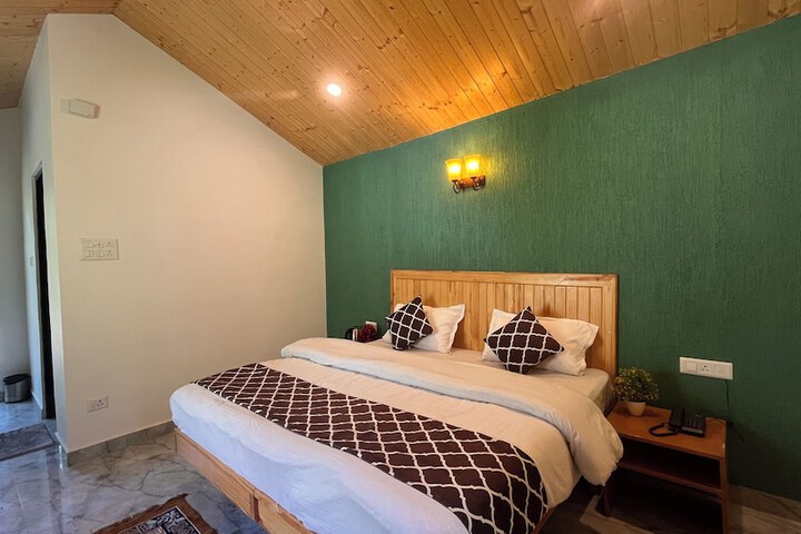 Room 4 of 26
