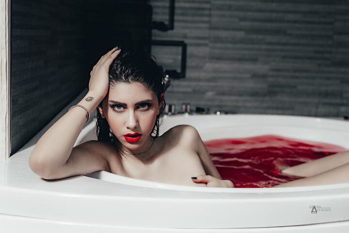 Hot Tub 11 of 17
