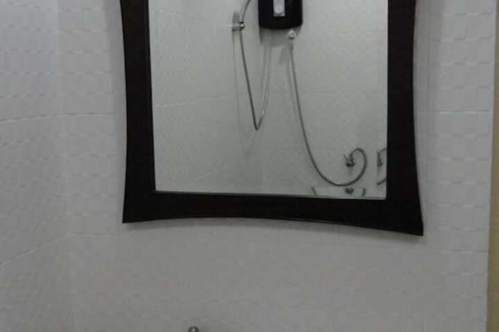 Room 20 of 40