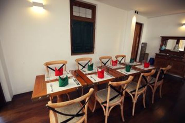 Dining 5 of 18