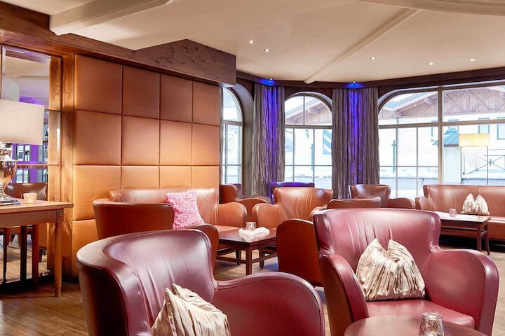Guest Lobby