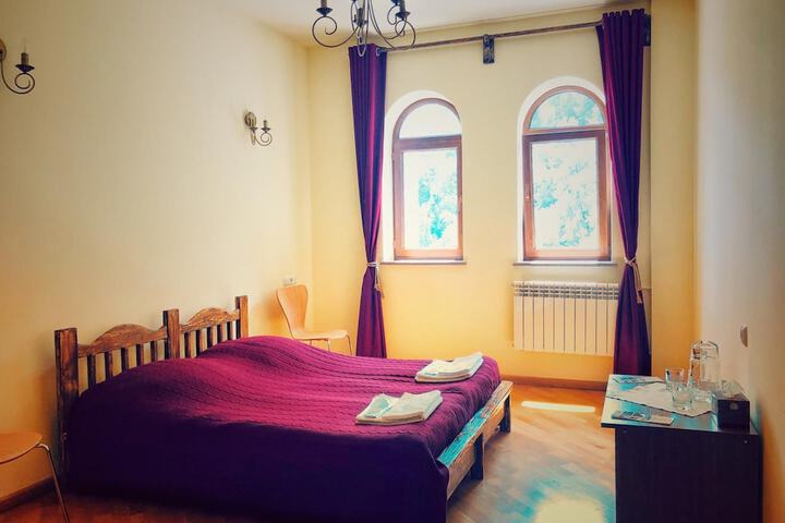 Room 6 of 55