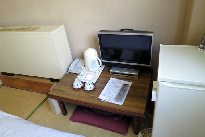 Room 9 of 29