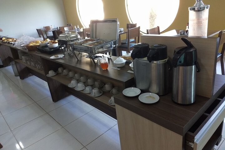 Breakfast/Coffee Service 34 of 37