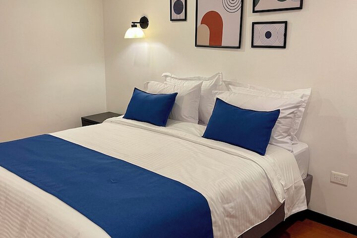 Room 8 of 56