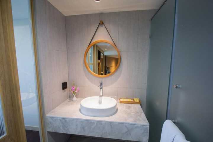 Room 45 of 97