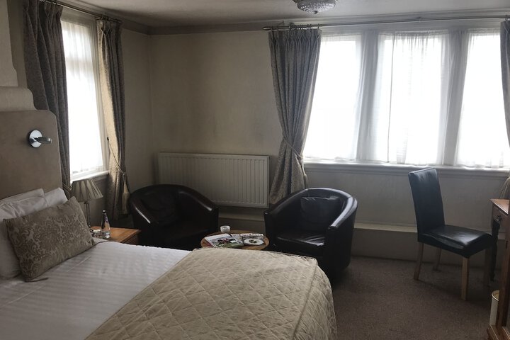 Room 6 of 69