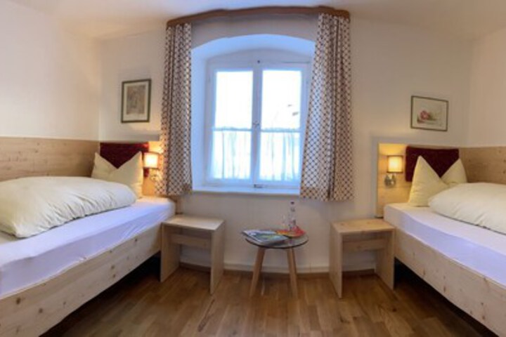 Room 11 of 58