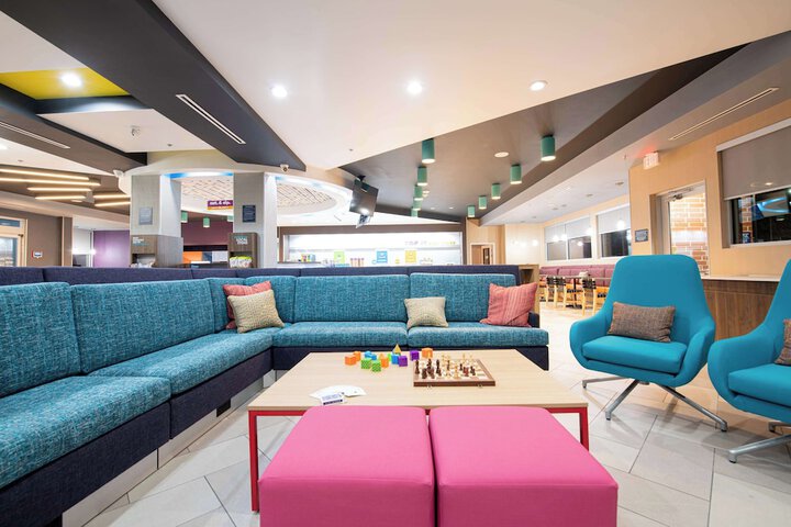 Hotel Interior 10 of 45