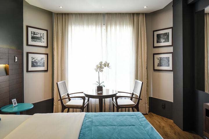 Room 25 of 64
