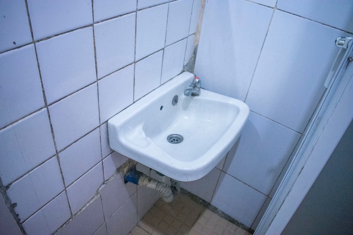 Room 15 of 22