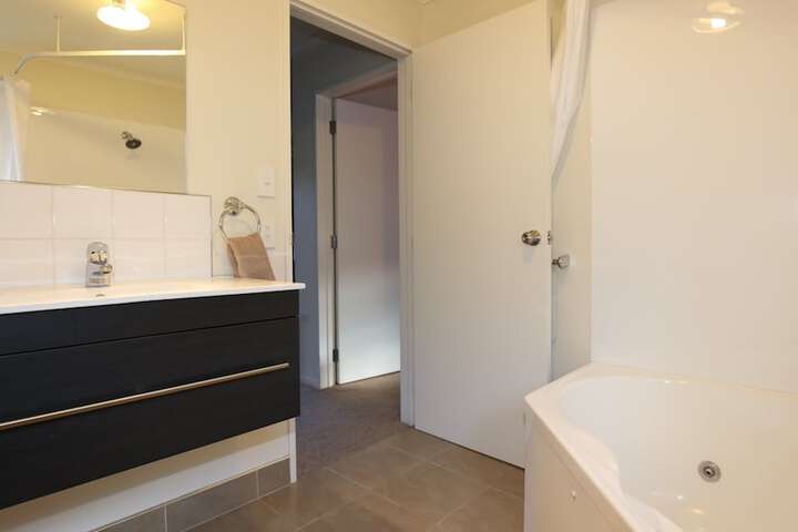 Room 34 of 61