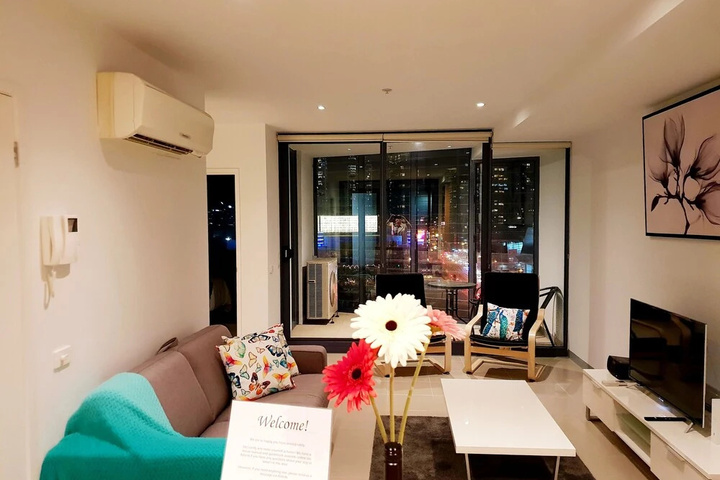Room 2 of 13