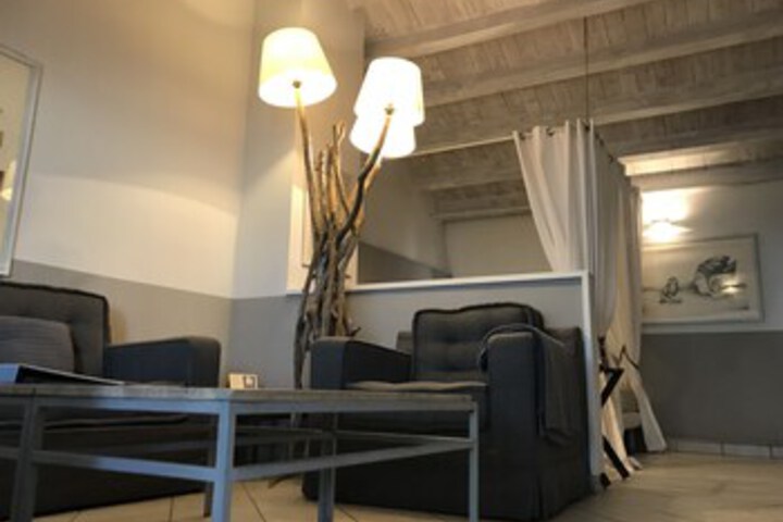 Room 42 of 55