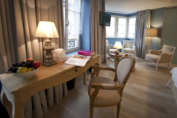 Room 44 of 78