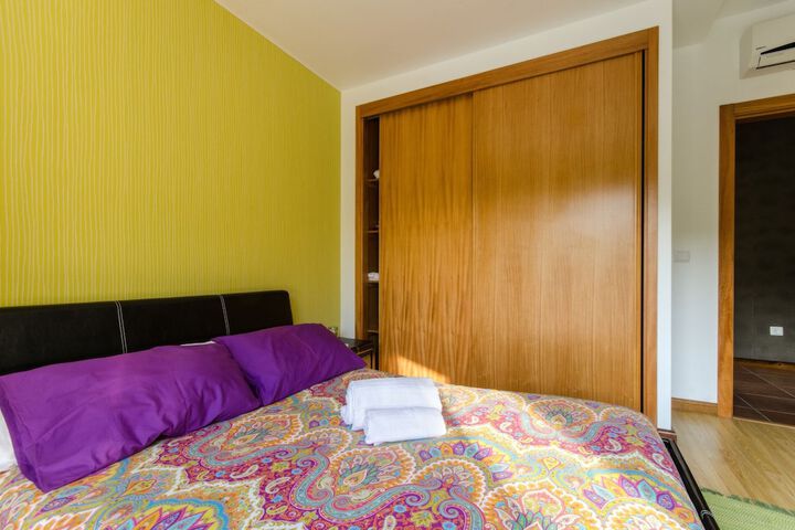 Room 2 of 60