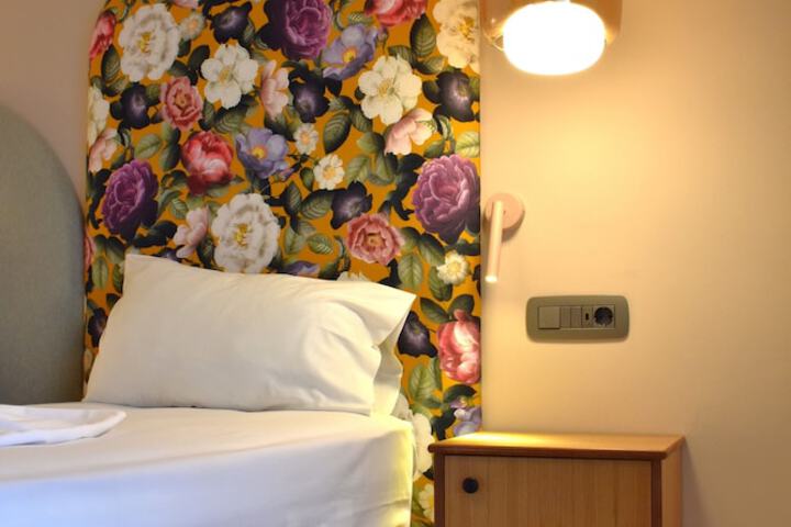 Room 22 of 72