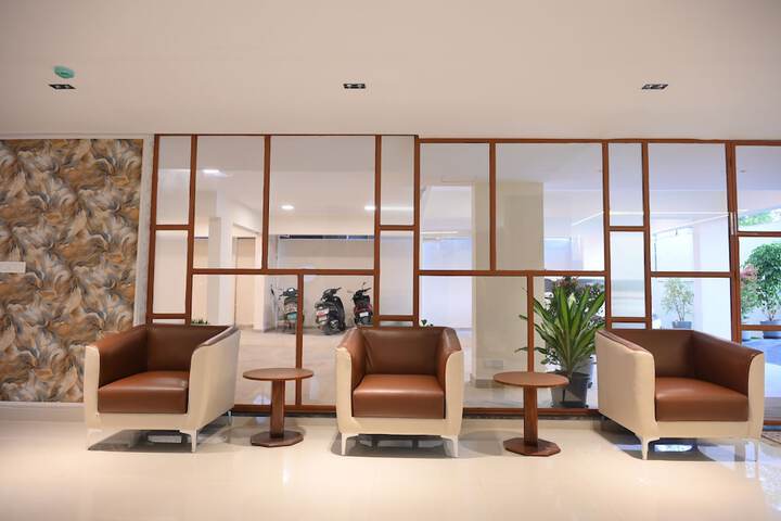 Hotel Interior 2 of 91