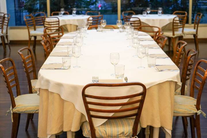 Dining 96 of 127