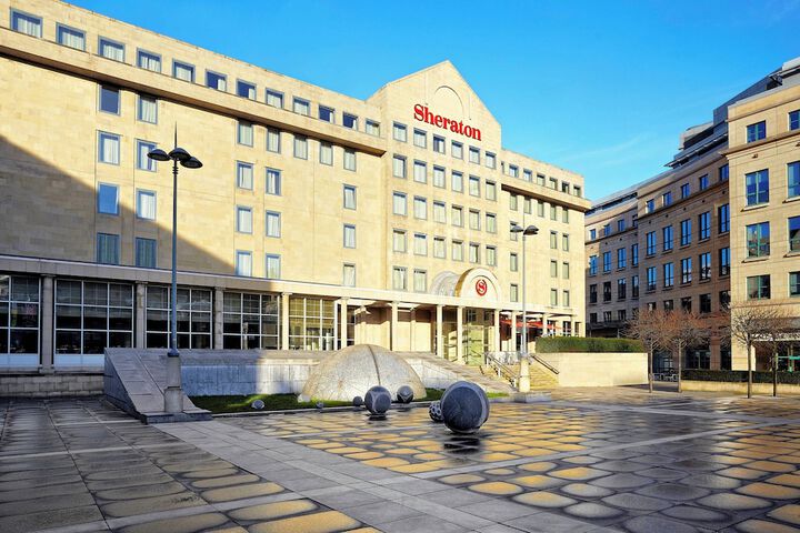 Hotel 90 of 90