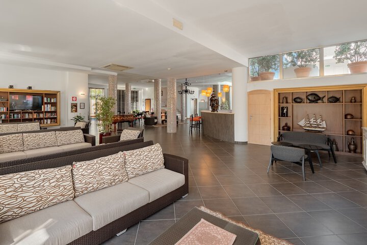 Lobby Photos
