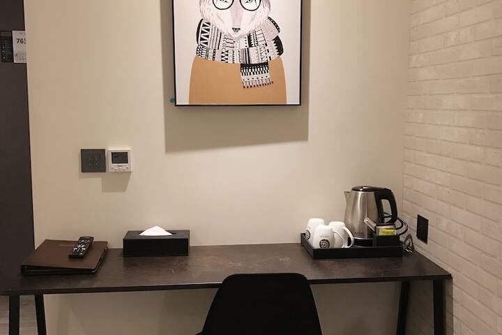 Room 64 of 99