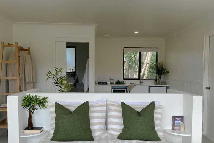 Room 8 of 35